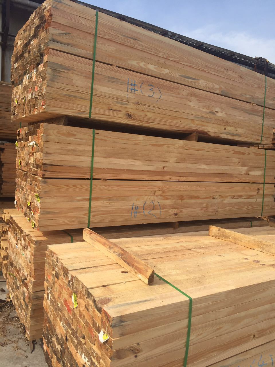 新西兰进口辐射松木方 厂家批发建筑木方规格 深圳建筑木方