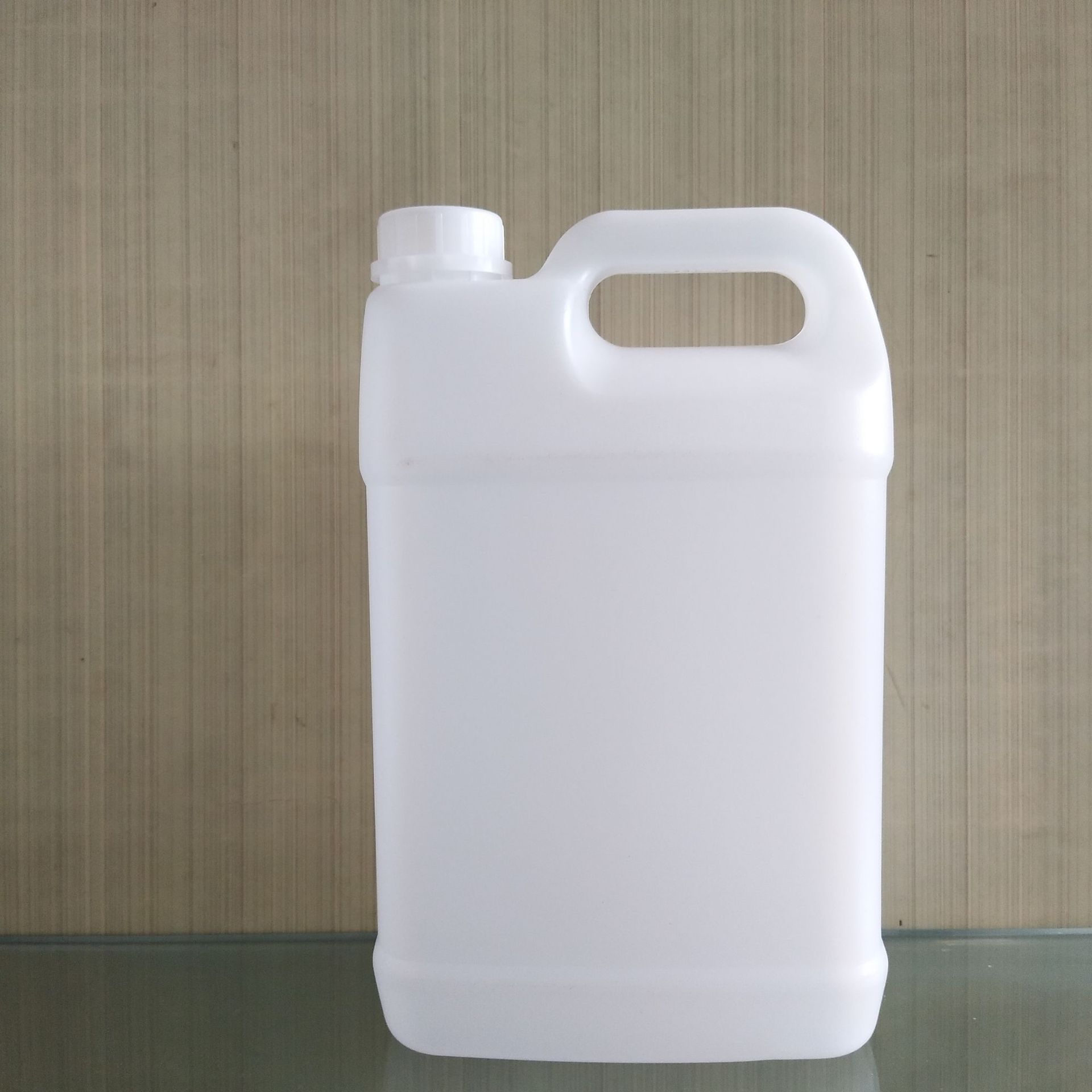 厂家生产塑料壶 3.8升扁方消毒液壶 pe透明化工桶加仑