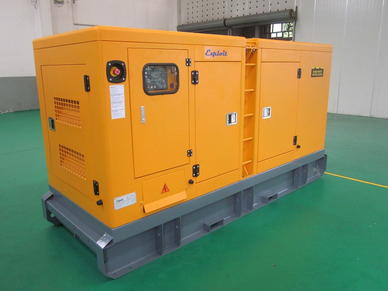 厂家供应静音型柴油发电机200千瓦低噪音防护罩发电机商场可用