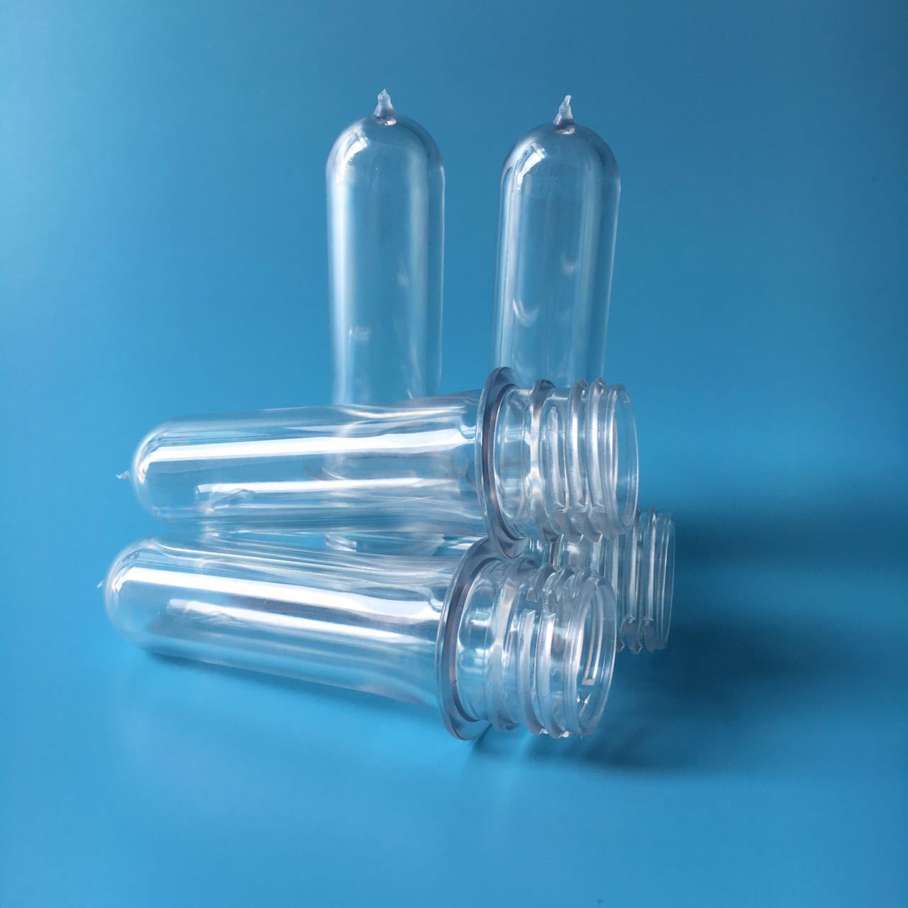 厂家生产矿泉水瓶坯 食品级pet管胚 塑料化妆品瓶坯