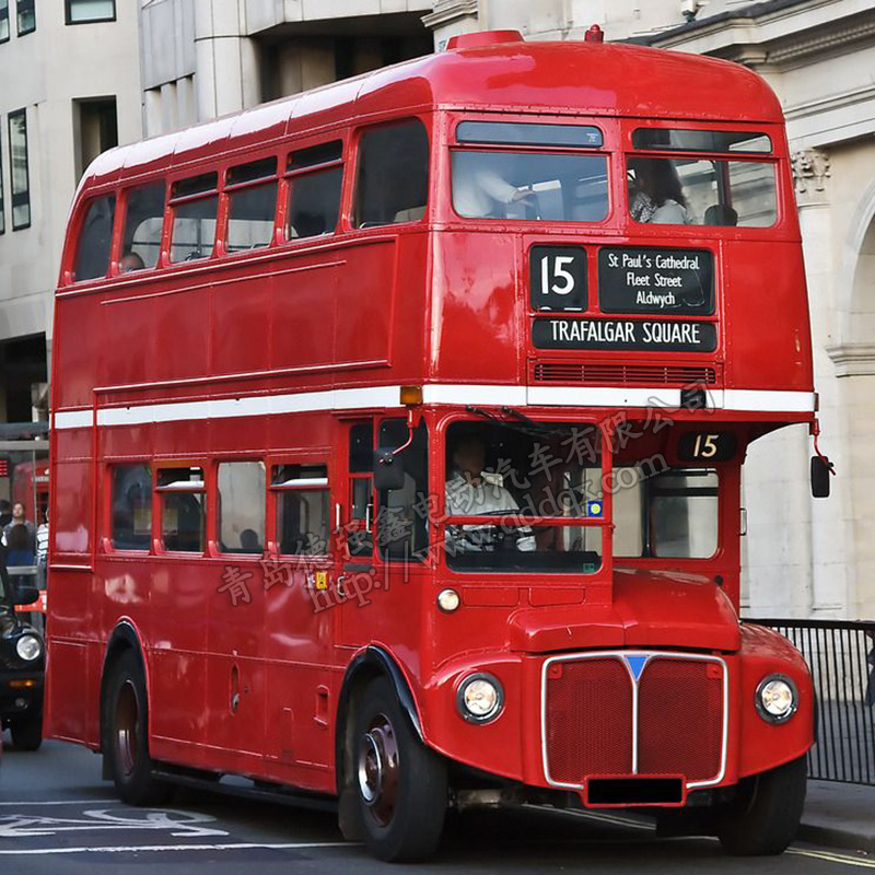 英国复古双层巴士婚礼纱摄影美陈道具电动四轮房车商场展示老爷车