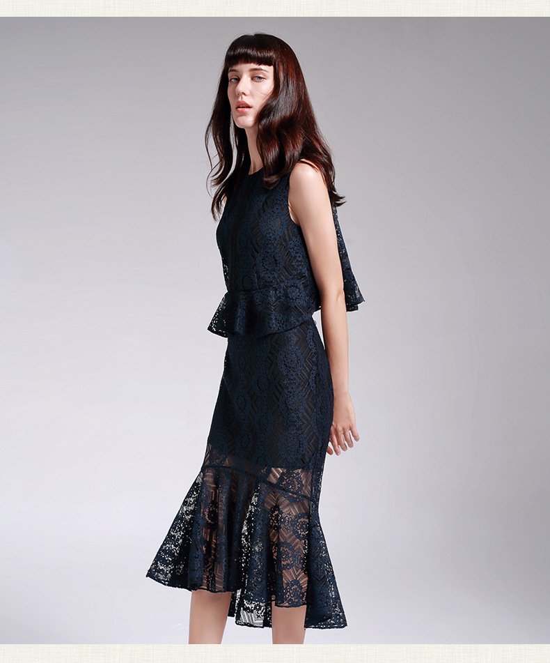 无袖蓝色蕾丝连衣裙不规则裙摆设计性感女装