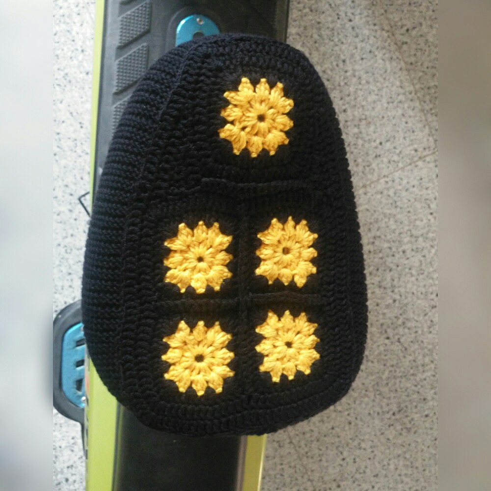 纯棉毛线手工钩编电动车大座套可定做