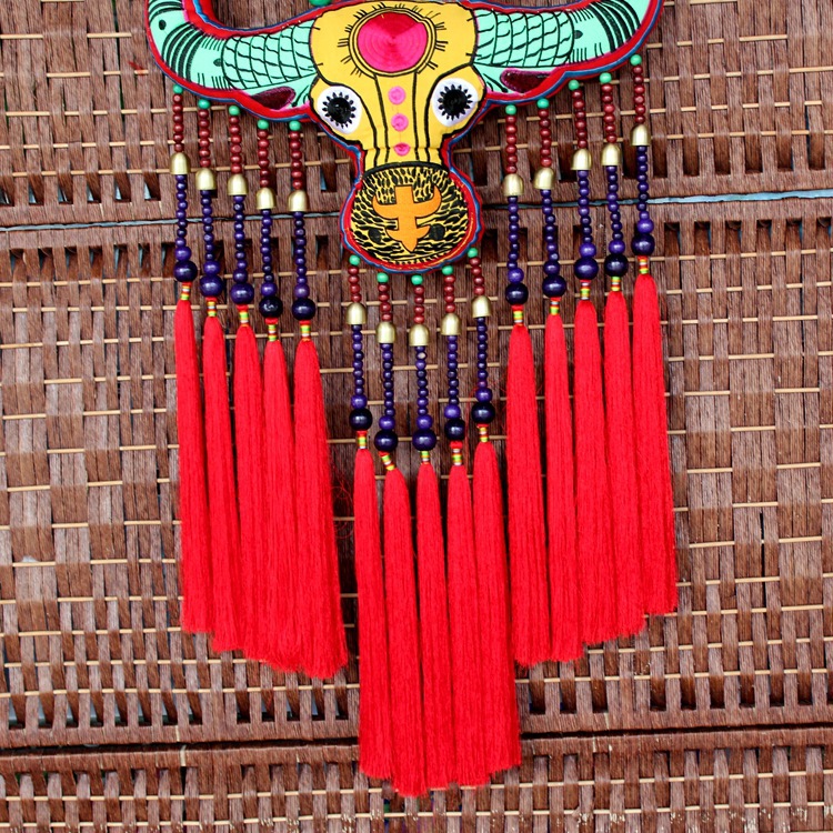 云南民族风三台牛头挂件 刺绣挂饰 洒吧餐厅挂饰 家居壁挂批发