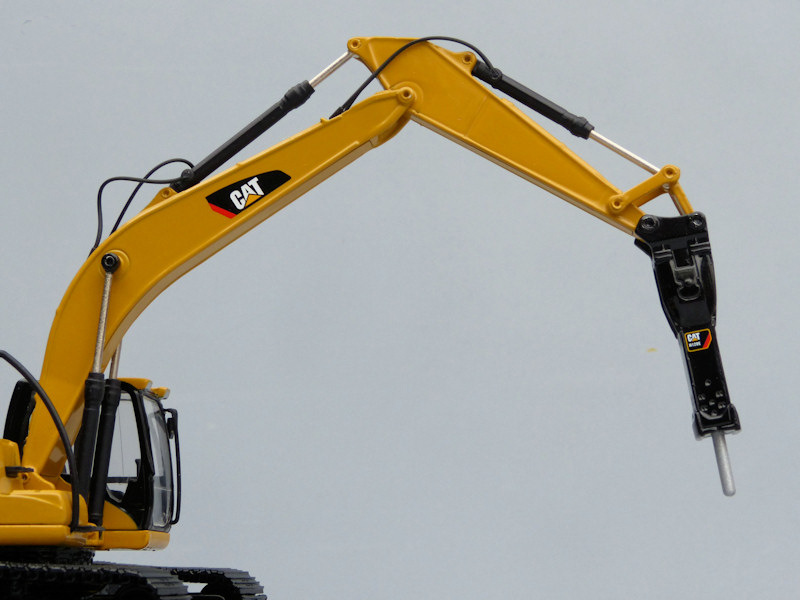 cat323dl with hammer卡特破碎锤挖掘机合金工程车模型55282 1:50