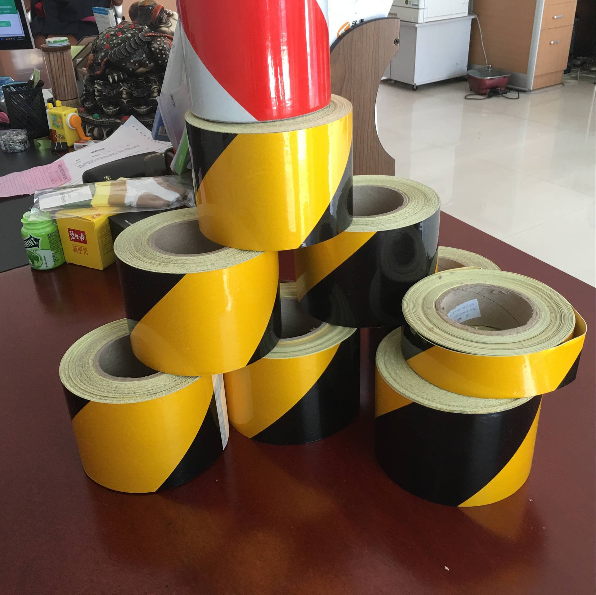 黄黑警示反光贴红白反光地贴交通消防警戎反光带反光贴纸反光条