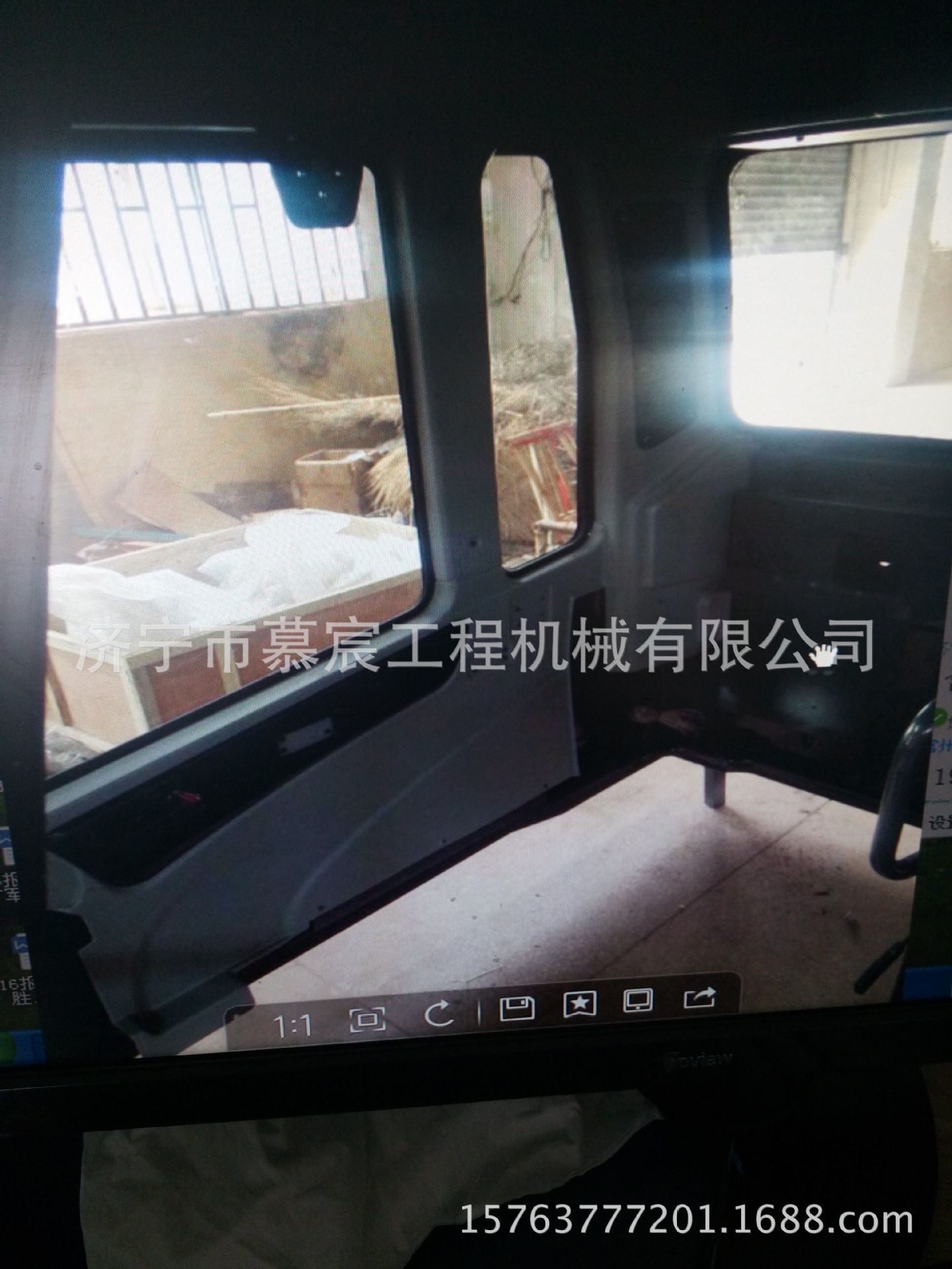 現(xiàn)代225-7駕駛室總成