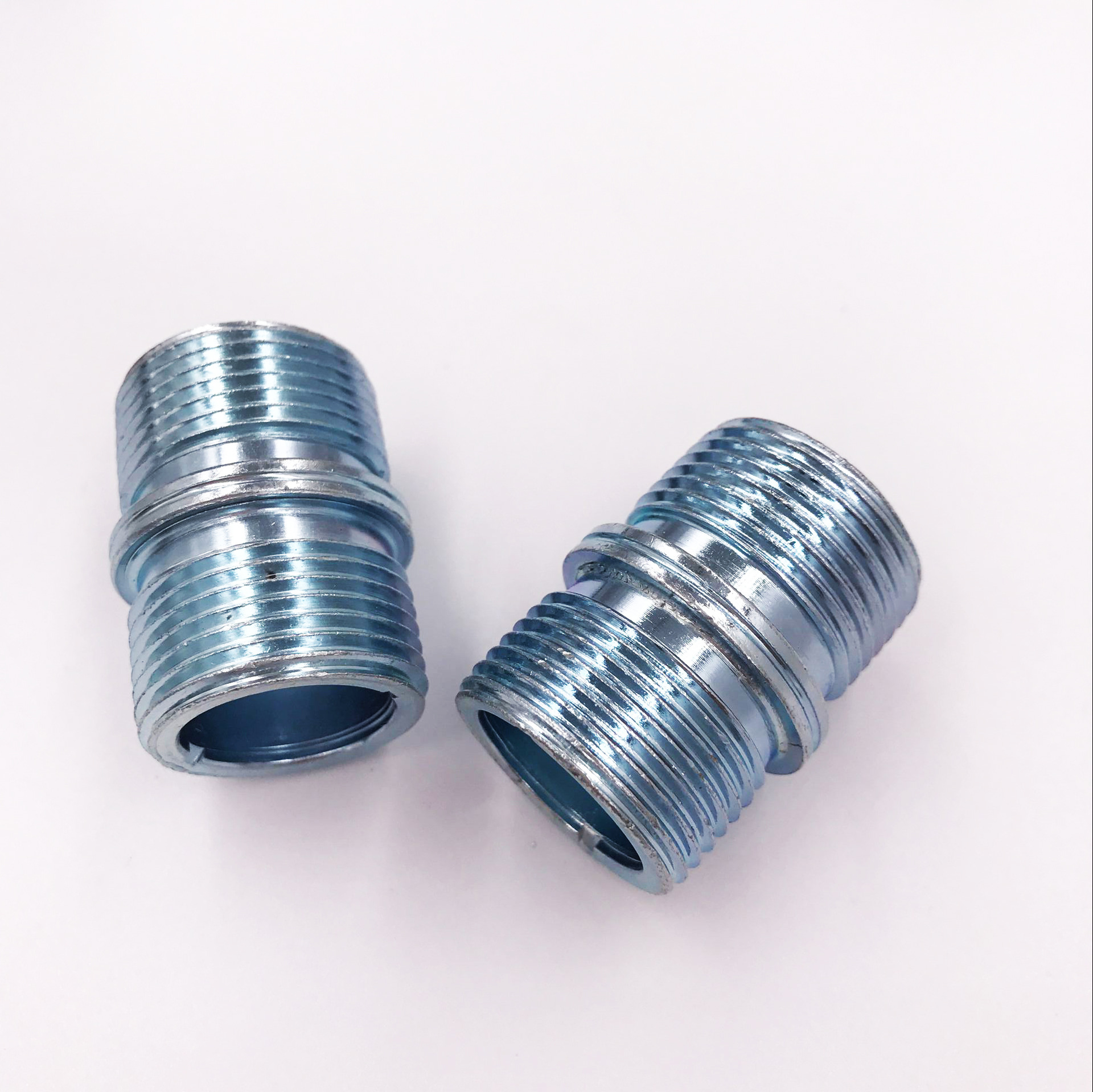 产销货架新款双槽连接器螺母置物层架25.4竹节管用双头牙连接螺丝