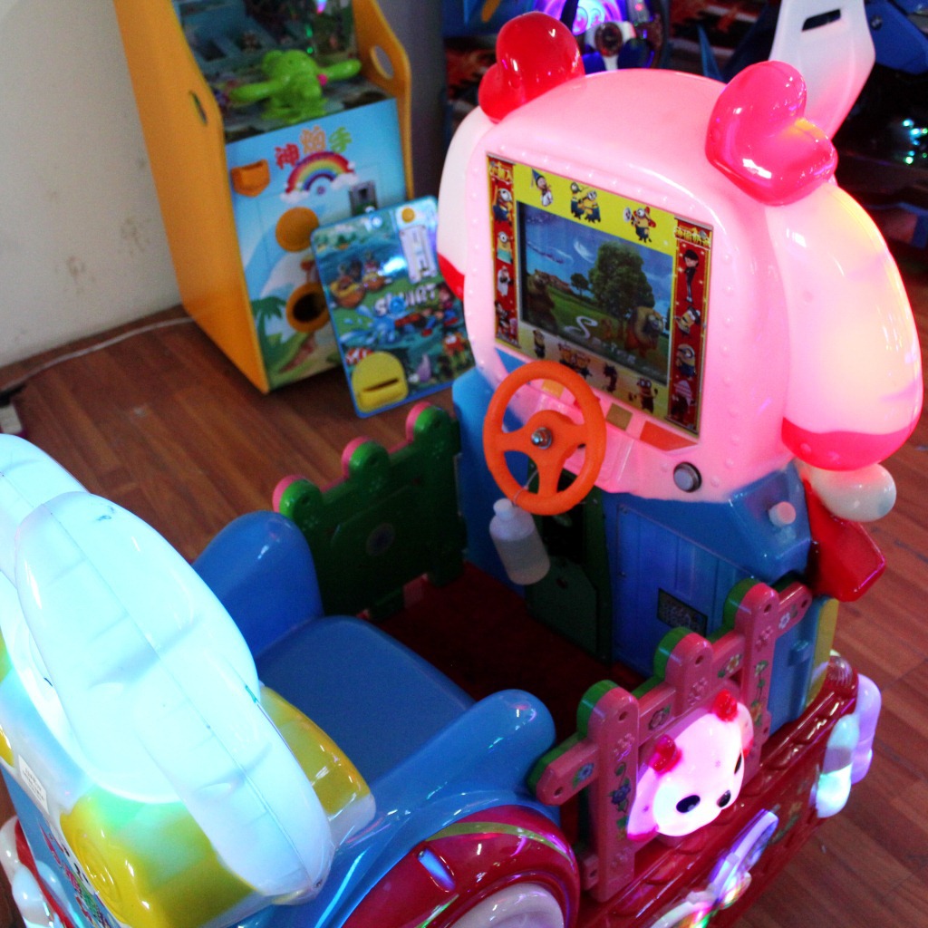 2018新款吹泡泡欢乐狗摇摆机儿童电动投币小狗摇摇车摇马厂家直销