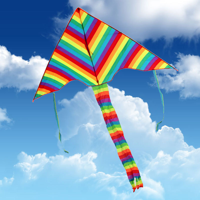 批发潍坊风筝新款七彩条多尾长尾儿童卡通三角彩虹风筝厂家