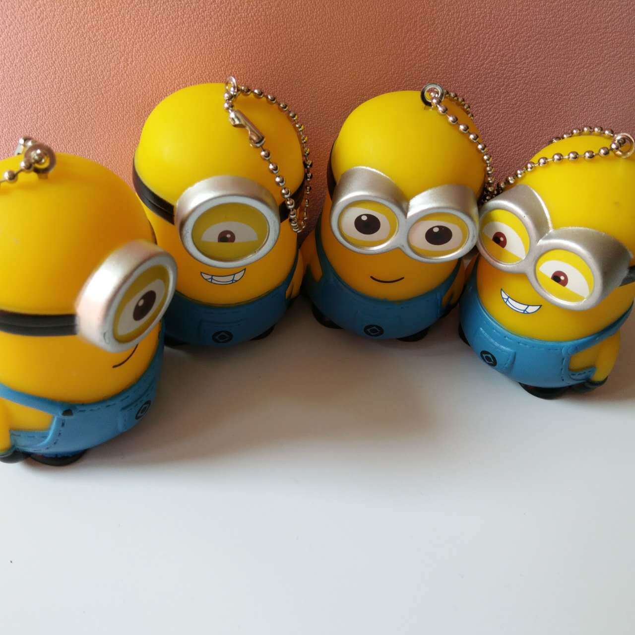 搪胶小公仔钥匙扣小黄人娃娃公仔挂件