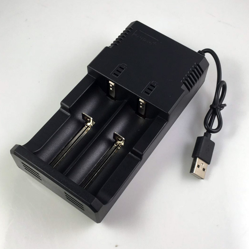 26650 18650 usb口万能充电器双槽 多功能电子烟锂电池充电器批发