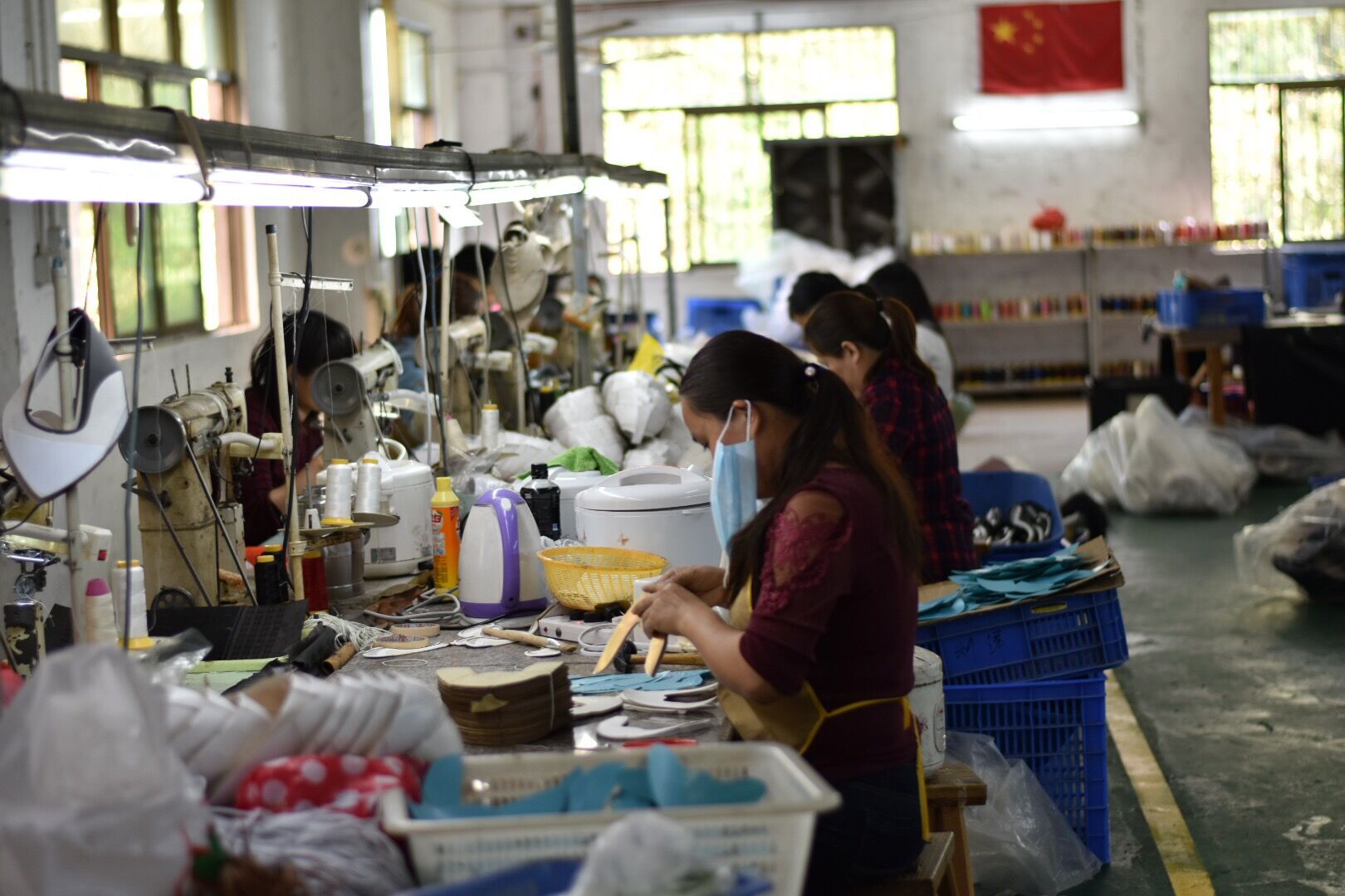 惠东县大岭镇光明城鞋厂