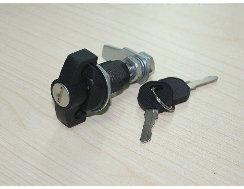 斯科(thcoo)三角锁皮箱锁工业通信锌合金a6085电气柜转舌锁