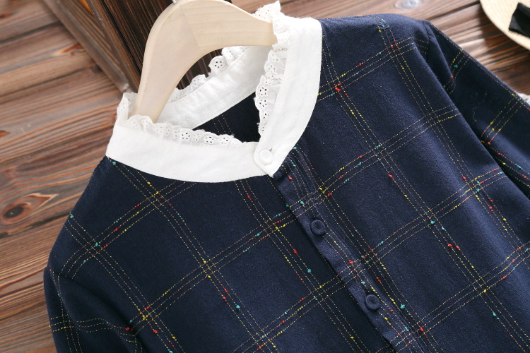 2017冬装新款森女风格子大码宽松花边领长袖