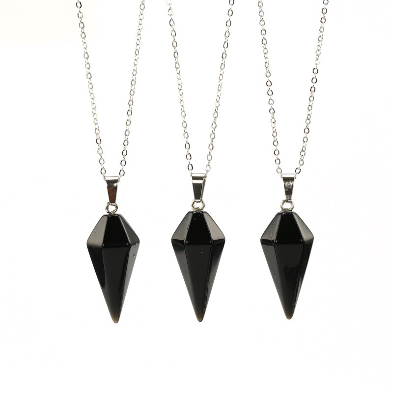 2018新款天然水晶吊坠六角柱 天然石菱形切面六角柱吊坠项链