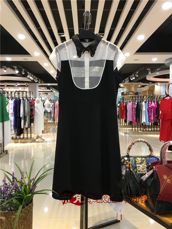 香港一线品牌女装纪优の希16年品牌折扣女装库存走份专业走份批发