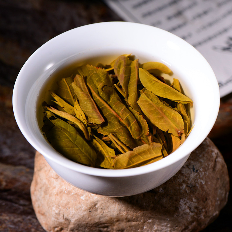 溢庆源普洱茶易武春尖古树 普洱茶生茶 云南勐海厂家批发