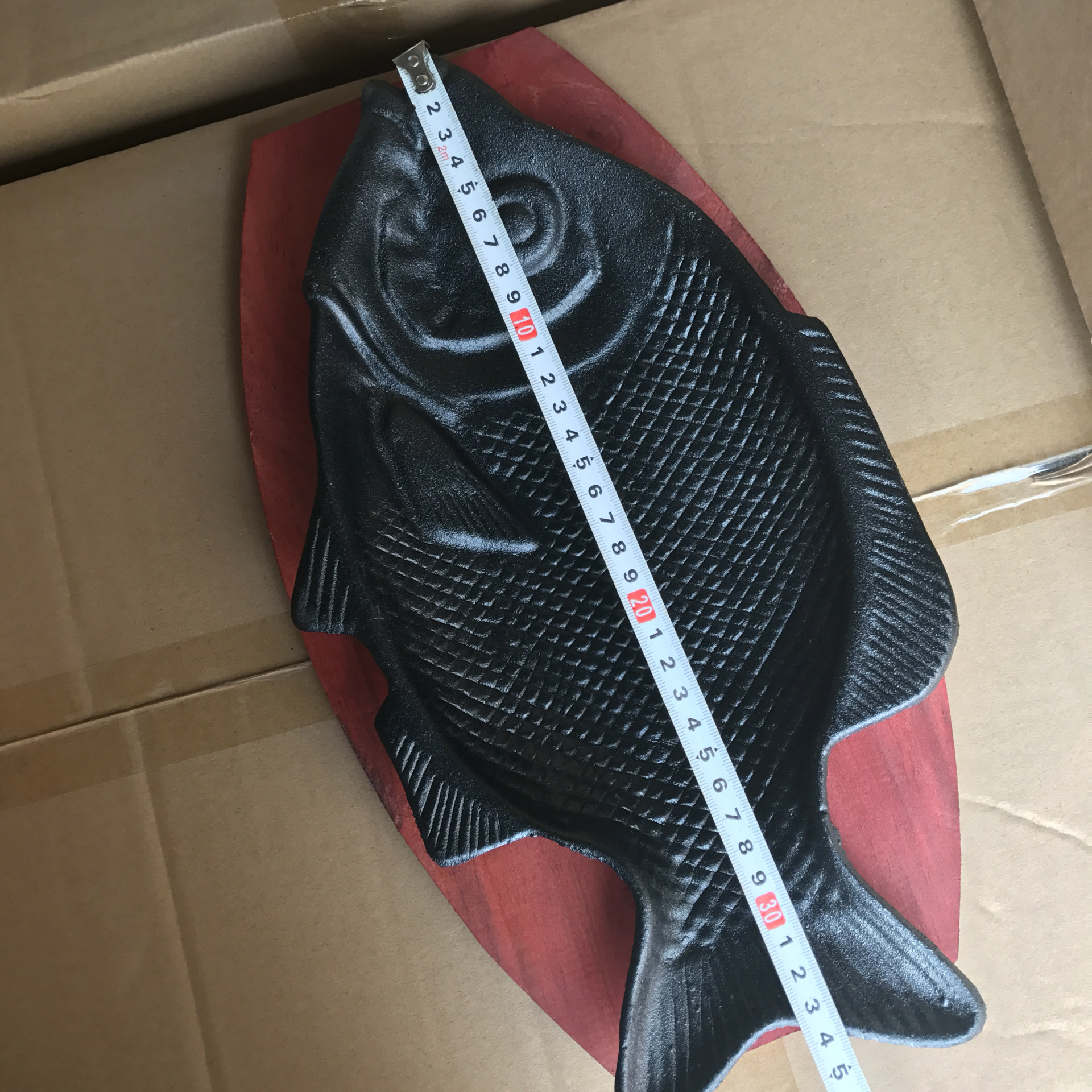 厂家直销加厚铸铁烤盘 鲤鱼盘铁板烧 家用烤鱼排铁板