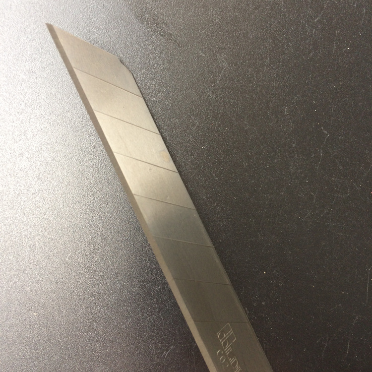 利达行品牌 大美工刀片有线大刀片有缝刀片 可折断大刀片ldh-c02