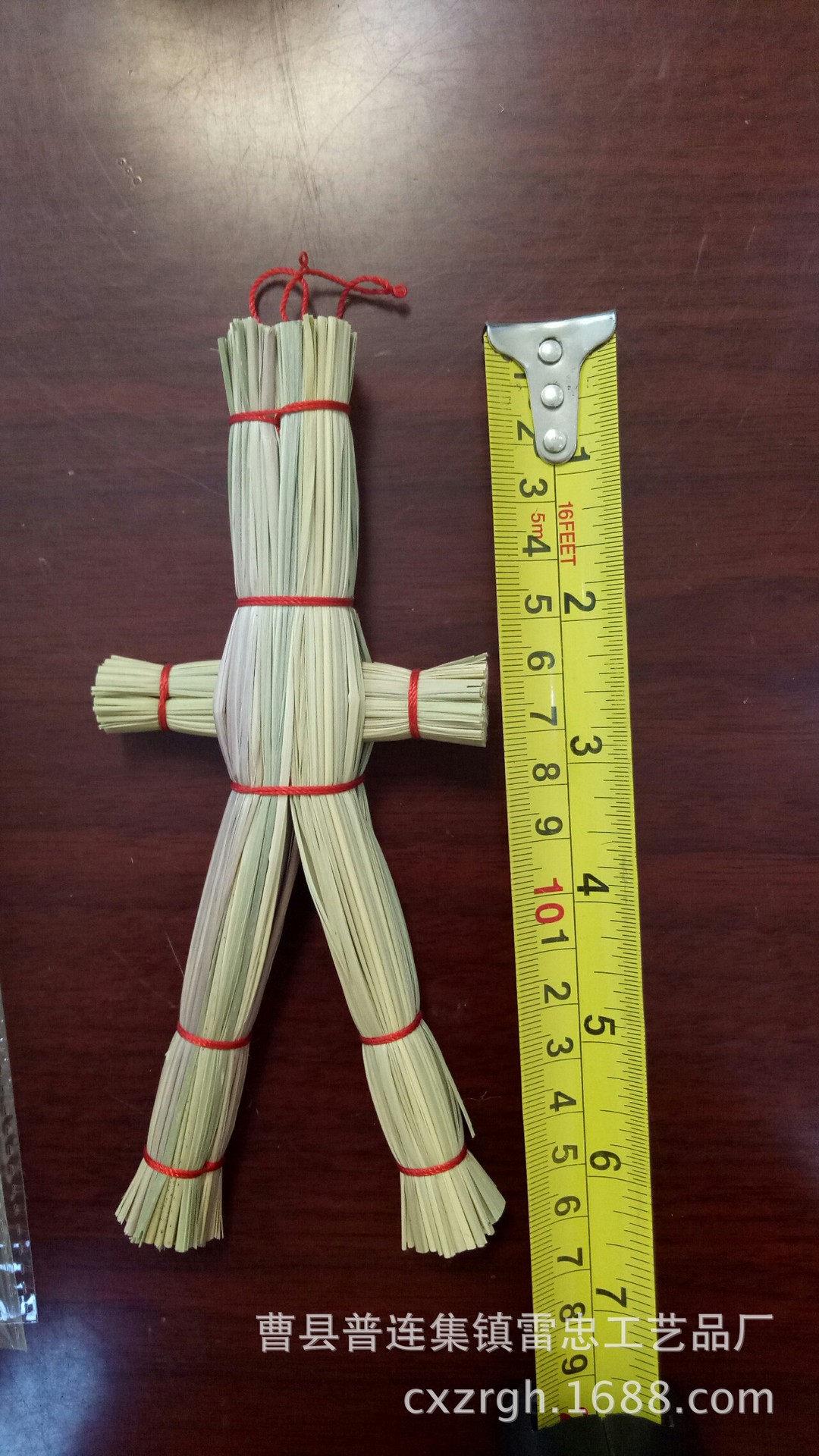 厂家直供 手工编织草人道具人偶 茅山道士法式用品茅草人模型吊饰