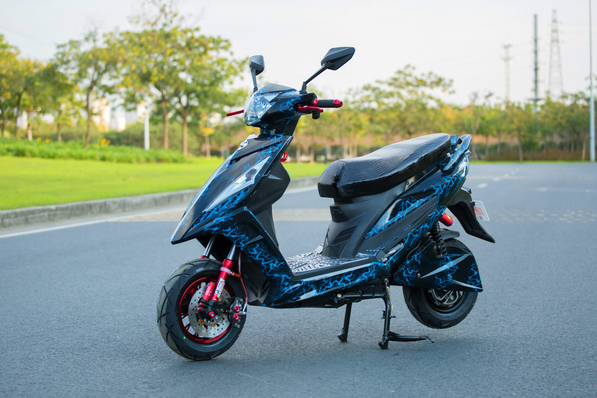 鬼火电动车_个性改装电动车成人60v72v电瓶车酷车赛车 - 阿里巴巴