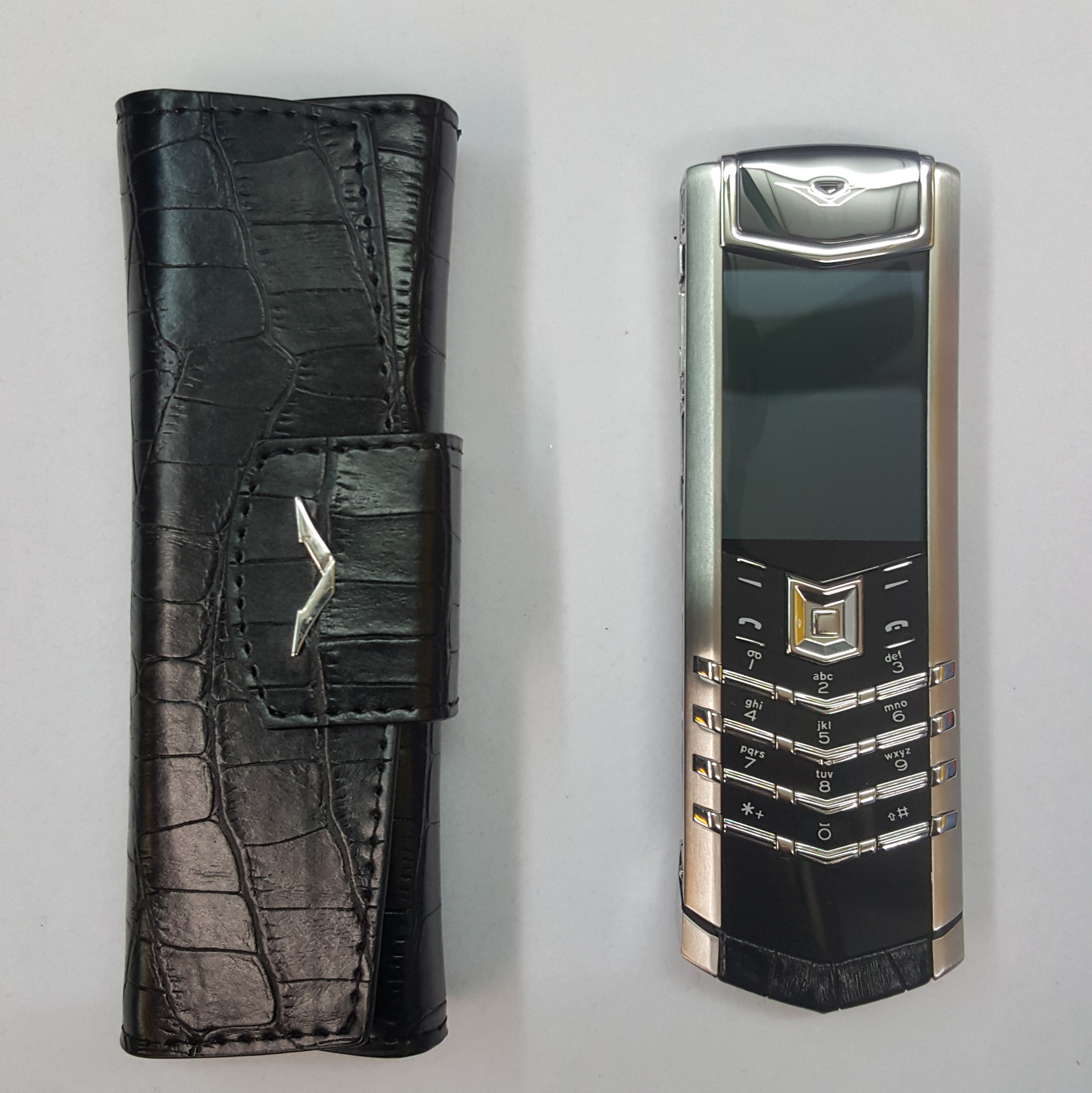 私人总裁vertu威图手机宾利touch经典k8手机皮套精工蓝宝石原装屏