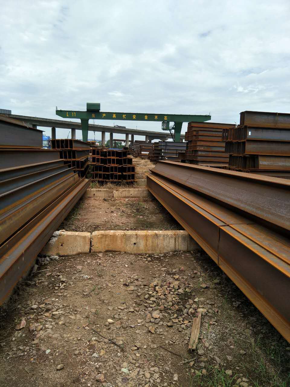 用轻型h型钢,高频焊接h型钢,主要经营马钢,莱钢,河北津西 兴华h型钢