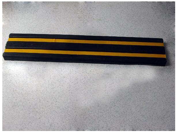 橡胶防撞条,橡胶车库防撞条,反光橡胶防撞条,防撞条