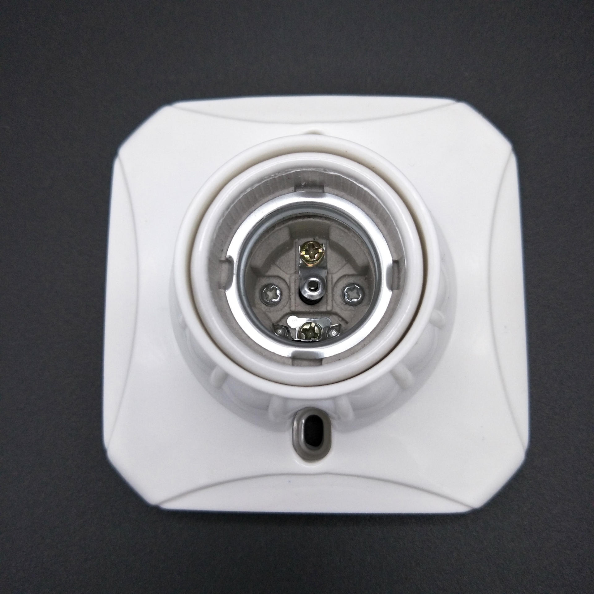 批发e27方形陶瓷平灯座 平装式螺口灯座 耐高温瓷口灯口灯头-阿里巴巴