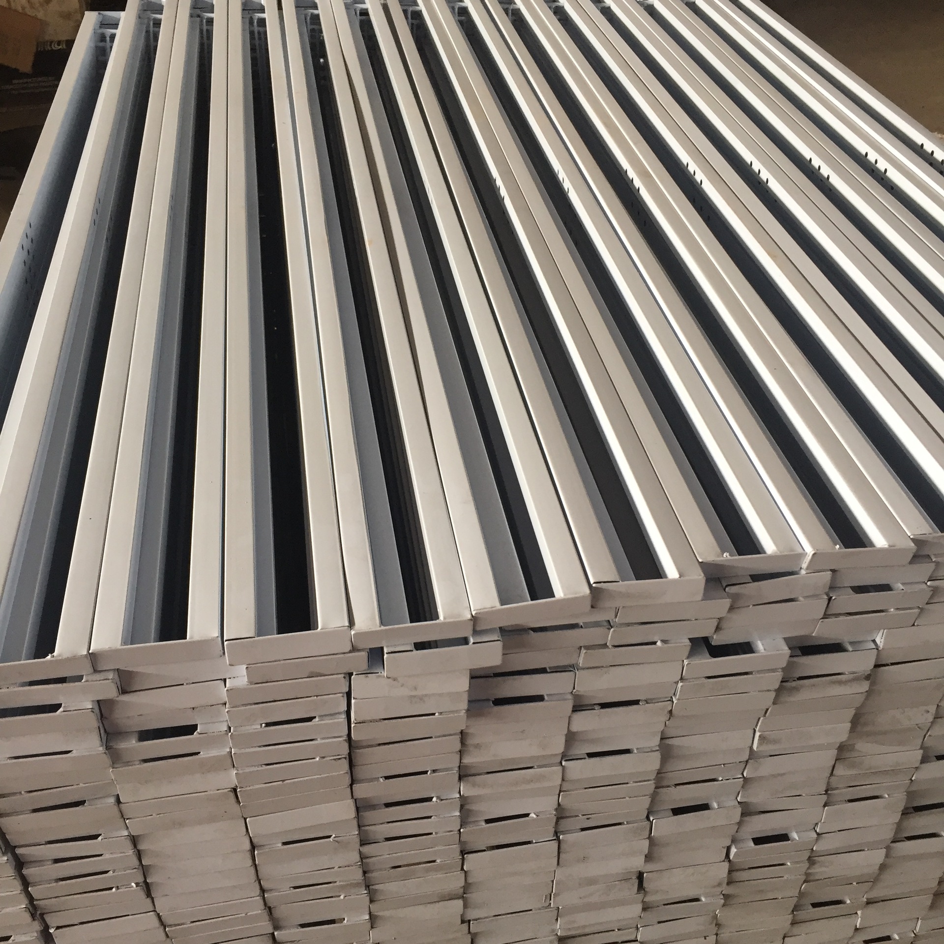 5 米铁质人形支架 立牌20mm方管 h型广告