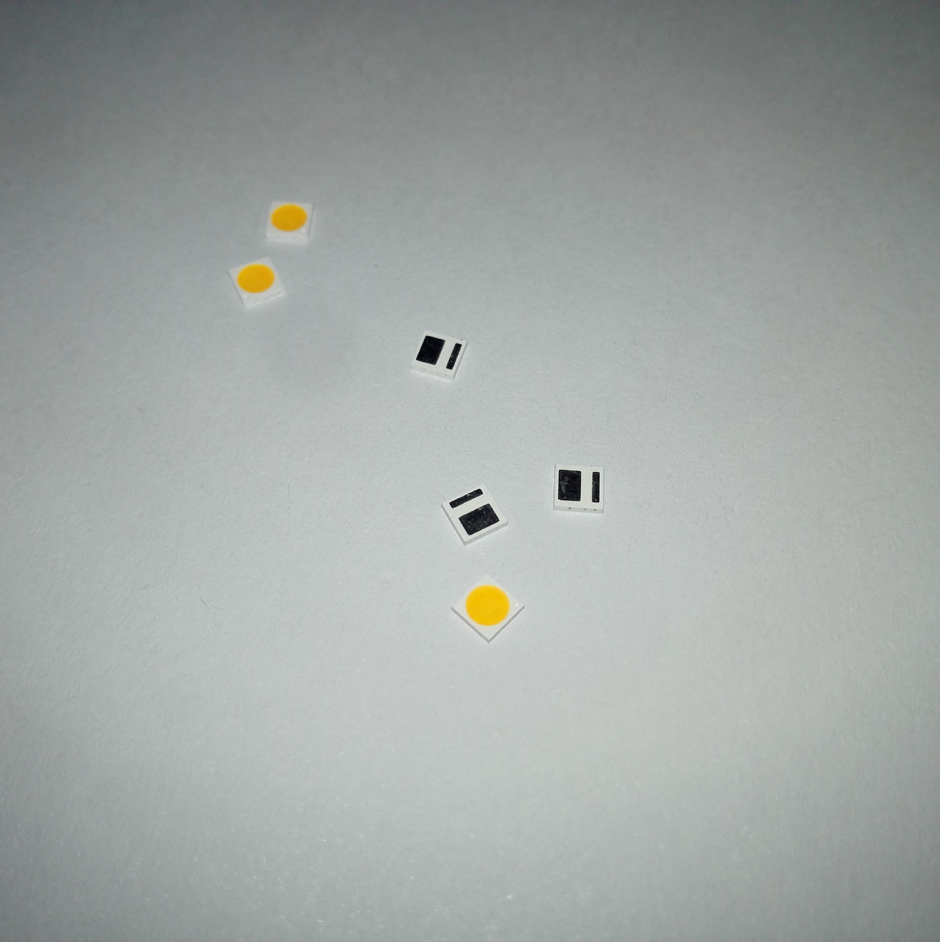 科锐3030灯珠 cree 3030 6v 1w 灯珠