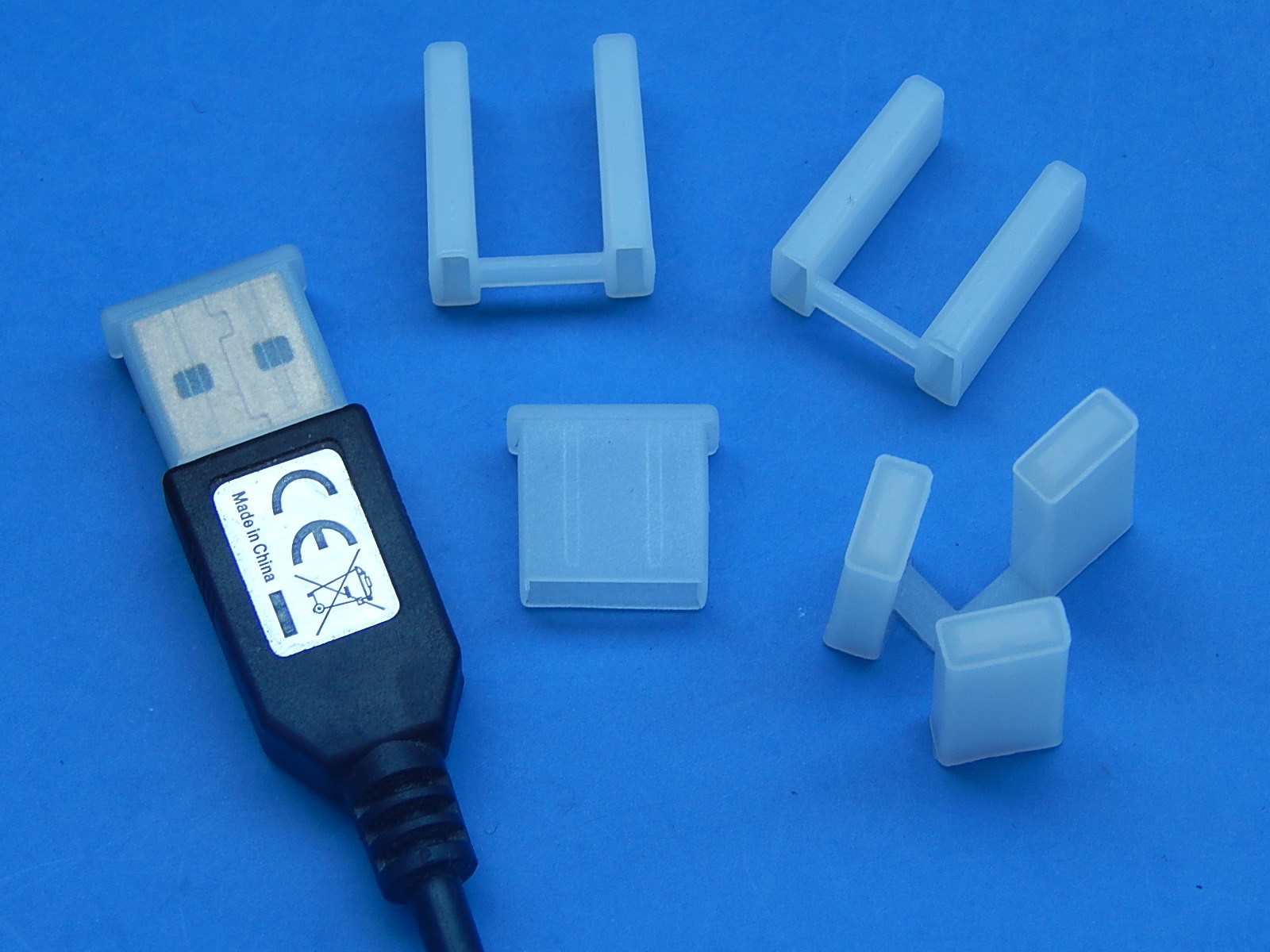 厂家直销二插护套,三插护套,插头保护套,插头套,货源足价格优