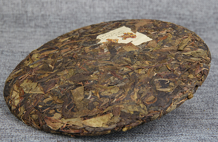 昔归普洱 收藏级昔归黄金叶古树普洱茶生茶黄金叶茶饼357g