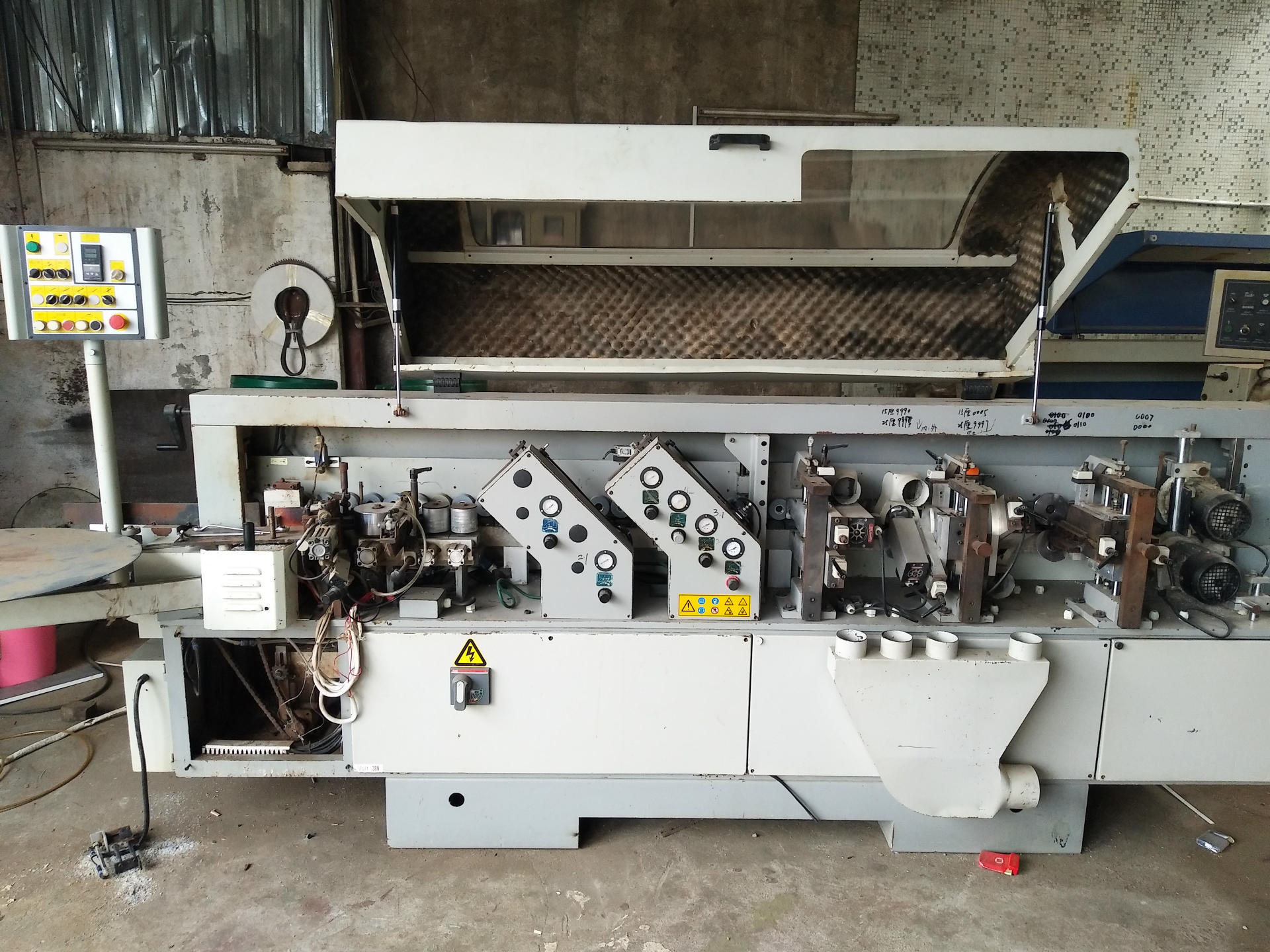 南兴二手封边机/二手木工机械/二手直线封边机/南兴封边机