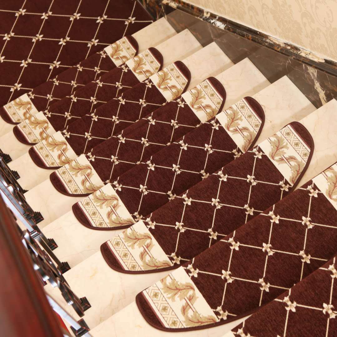 欧式多尼尔防滑地垫免胶自粘实木楼梯垫踏步垫机织走廊地毯定制款