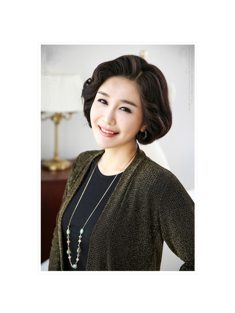 韩国中老年女装修身显瘦t恤40-60岁长袖假两件t恤衫210斤妈妈装