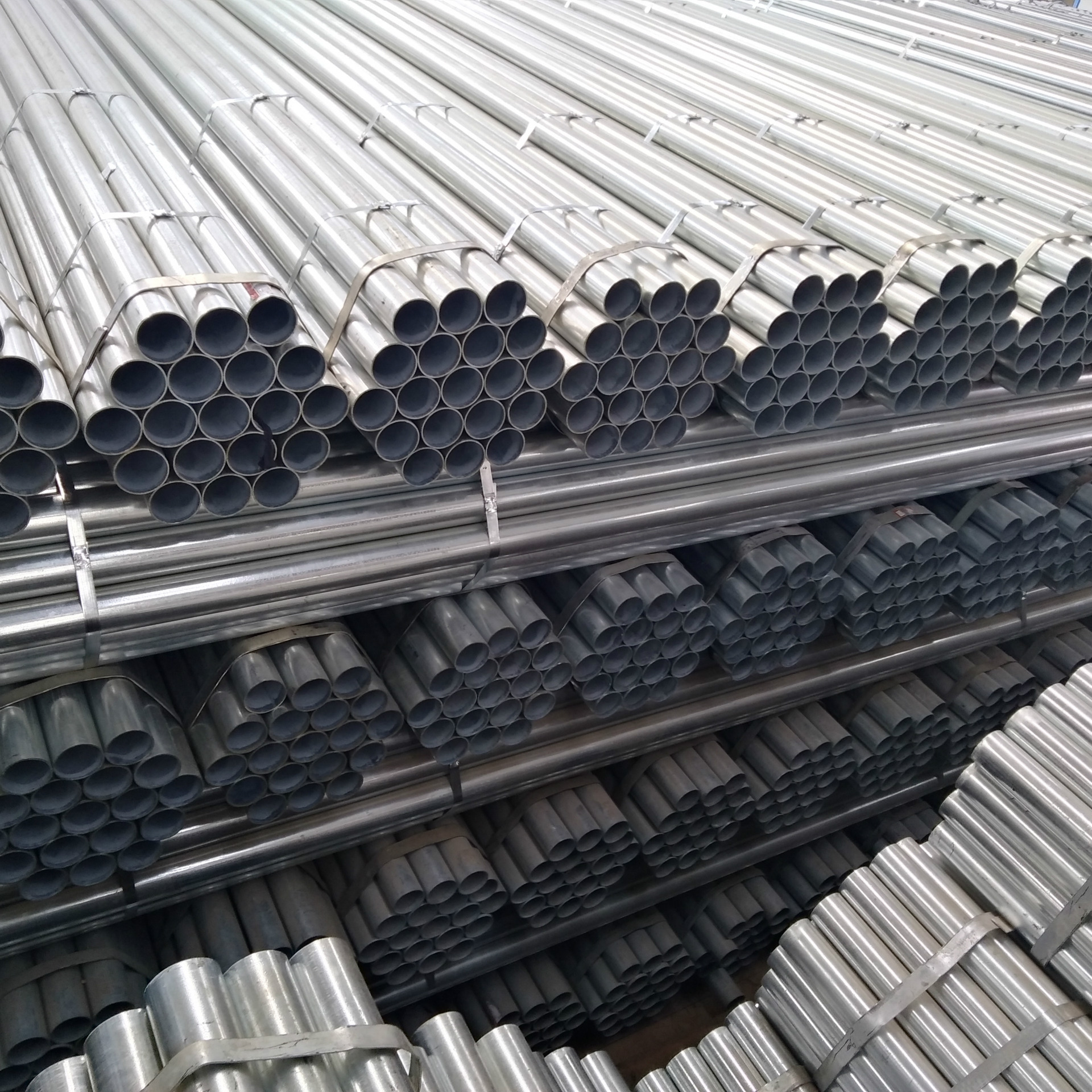 天津友发镀锌管国标镀锌钢管厂家代理内外镀锌防腐钢管dn25