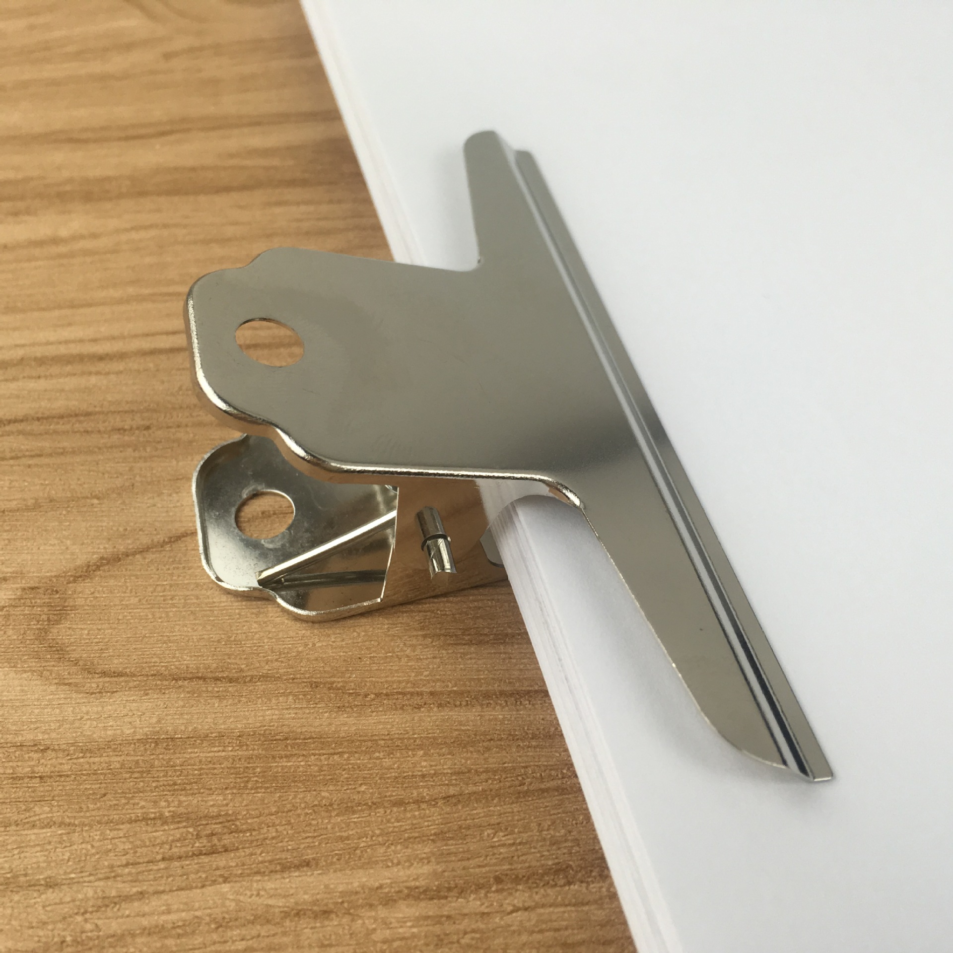 100mm山形夹 金属文件票夹子 高级强力锰钢画板夹 厂家批发 包邮