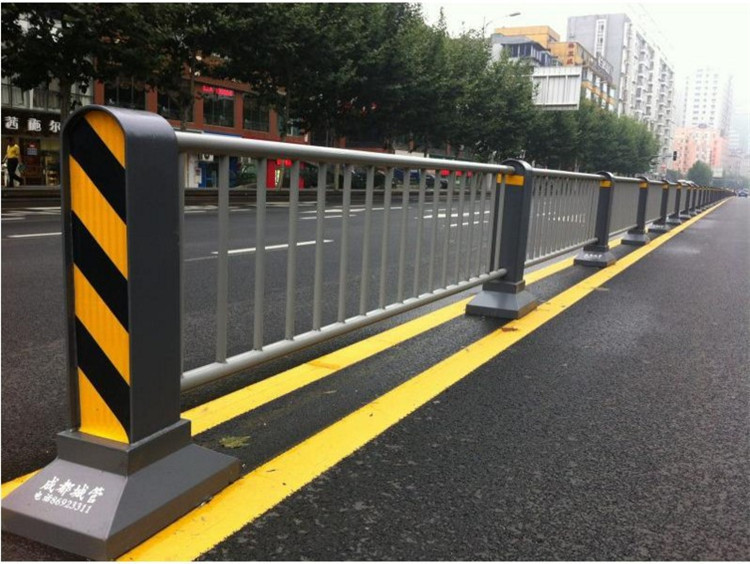 供应马路道路中央隔离栏静电喷涂公路护栏公路护栏