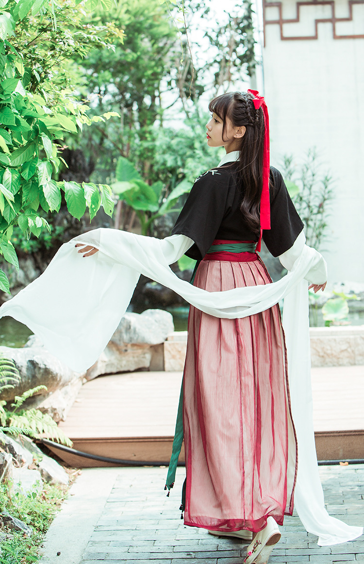 汉元素原创古装齐腰襦裙女汉服交领半臂秋装中国风刺绣一片式襦裙