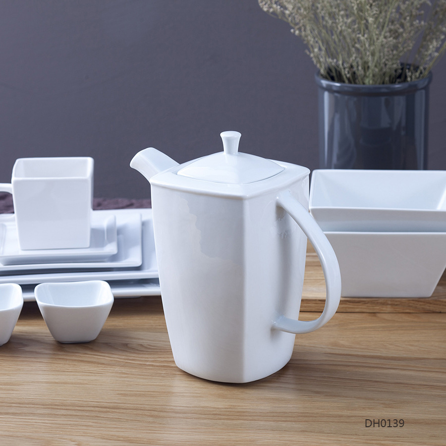 居家用品北欧风大容量陶瓷冷水壶白色茶壶定制1500ml方形水壶单壶