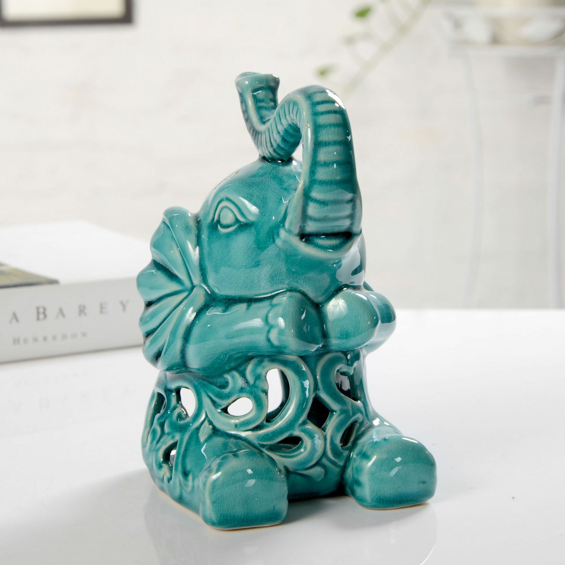 新款陶瓷大象烛台摆件 创意礼品陶器工艺品 开业礼品摆件批发