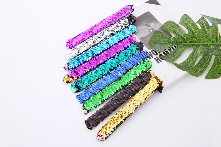 现货双色美人鱼儿童玩具亮片啪啪圈手环儿童节日赠品圣诞节礼品