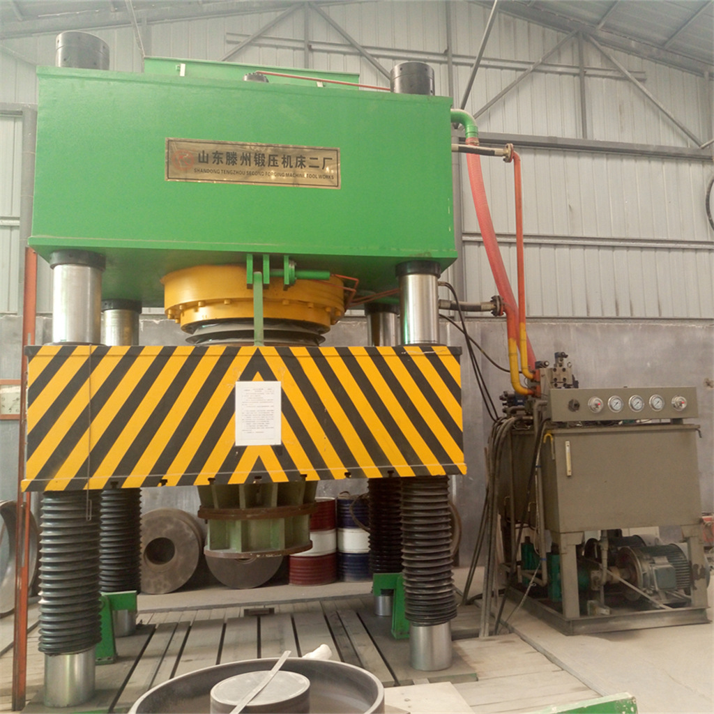 四柱热锻造液压机液压锻打钢锭压机滕锻