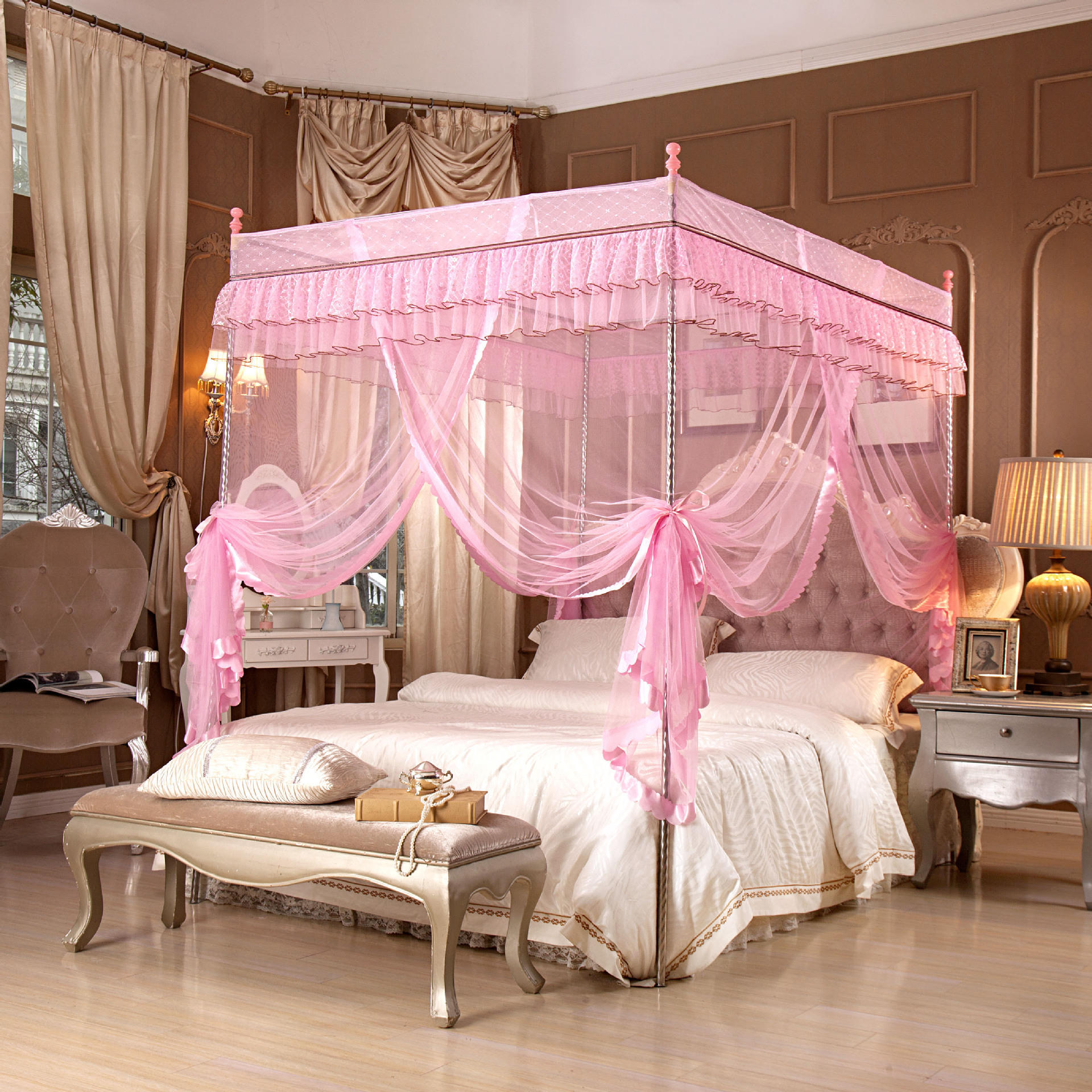 新款供应三开门落地蚊帐 公主风纺织宫廷蚊帐 夏季法式蕾丝蚊帐