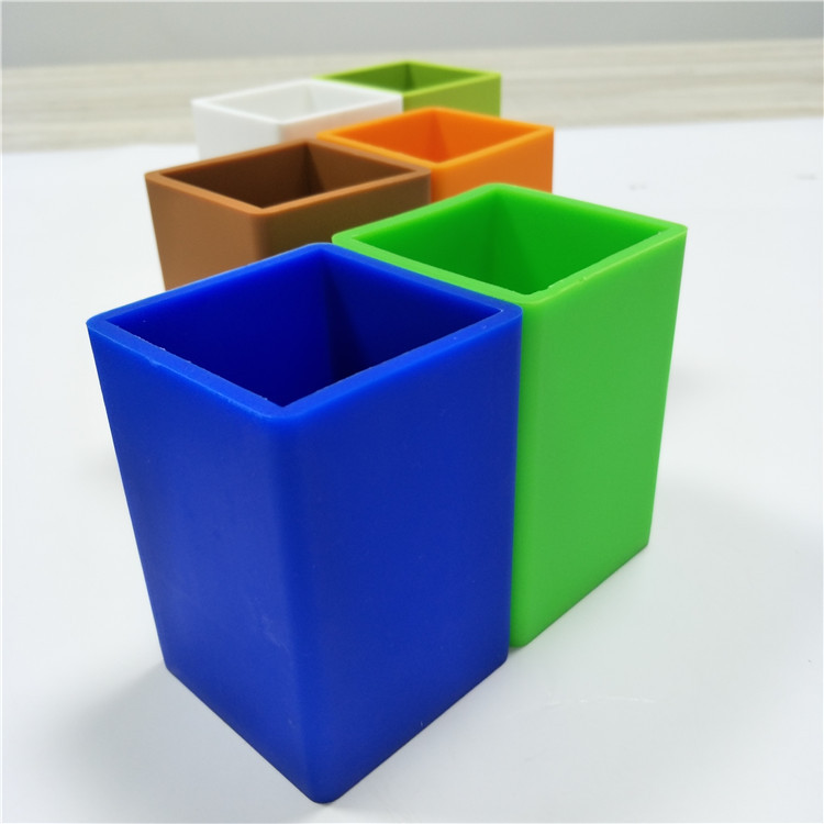 创意办公用品定制笔筒 方形硅胶多功能 美妆刷眉笔收纳筒