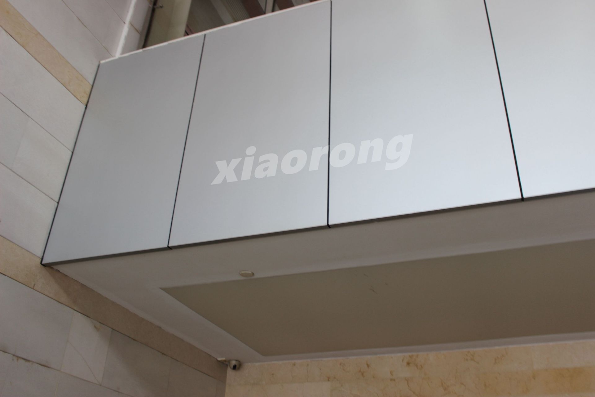 银行外墙装饰闪银铝单板