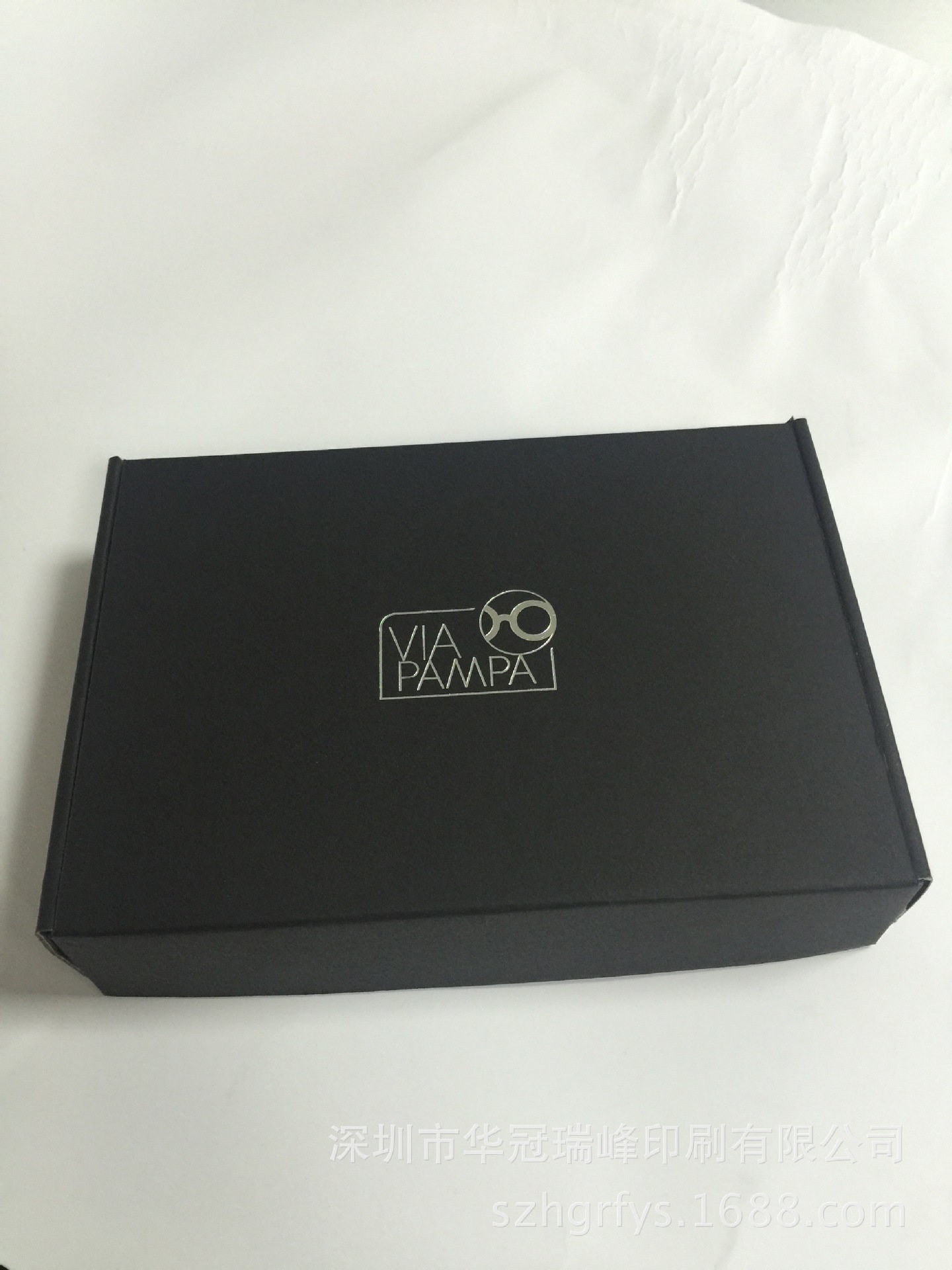 供应黑卡包装盒 黑卡开窗盒 全黑包装盒 可烫金logo 丝印logo