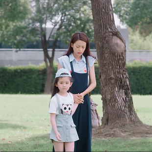 因为遇见你孙怡张果果明星同款女17春夏浅蓝色绣花衬衣牛仔阔腿裤
